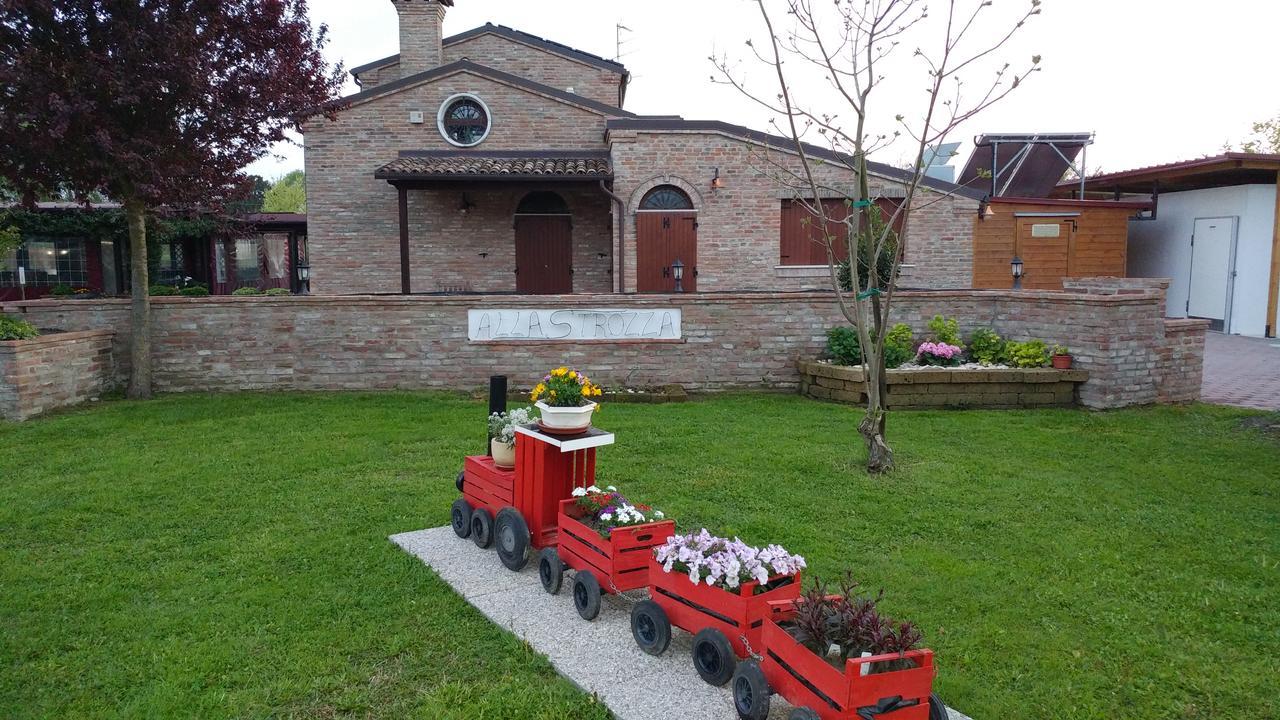 Agriturismo Alla Strozza Voghenza Kültér fotó